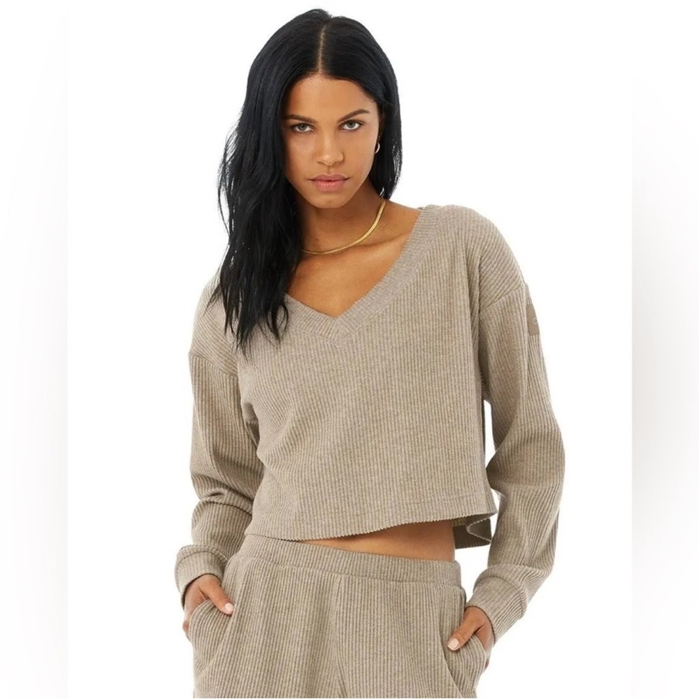 Alo Sweatshirt